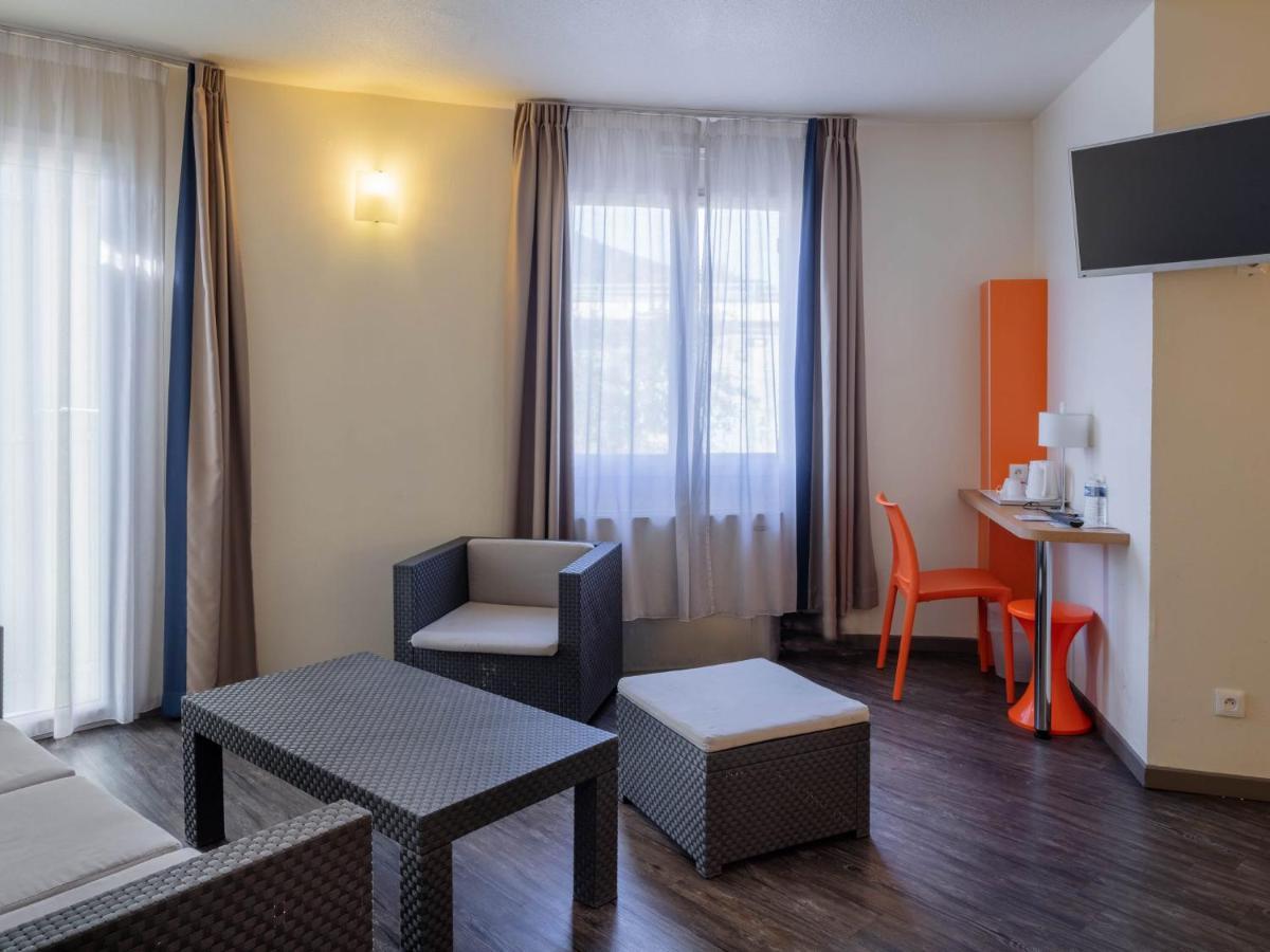 Noemys Toulon La Valette - Hotel Restaurant Avec Piscine Zewnętrze zdjęcie
