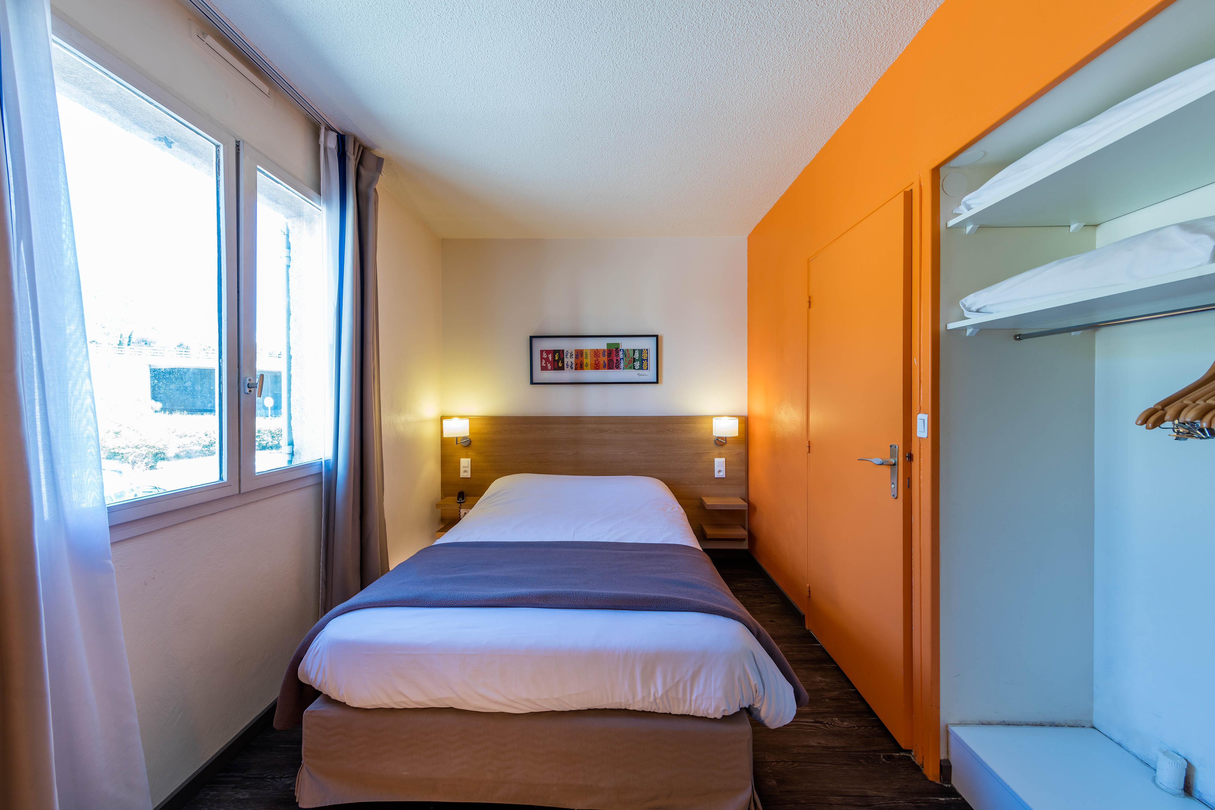 Noemys Toulon La Valette - Hotel Restaurant Avec Piscine Zewnętrze zdjęcie