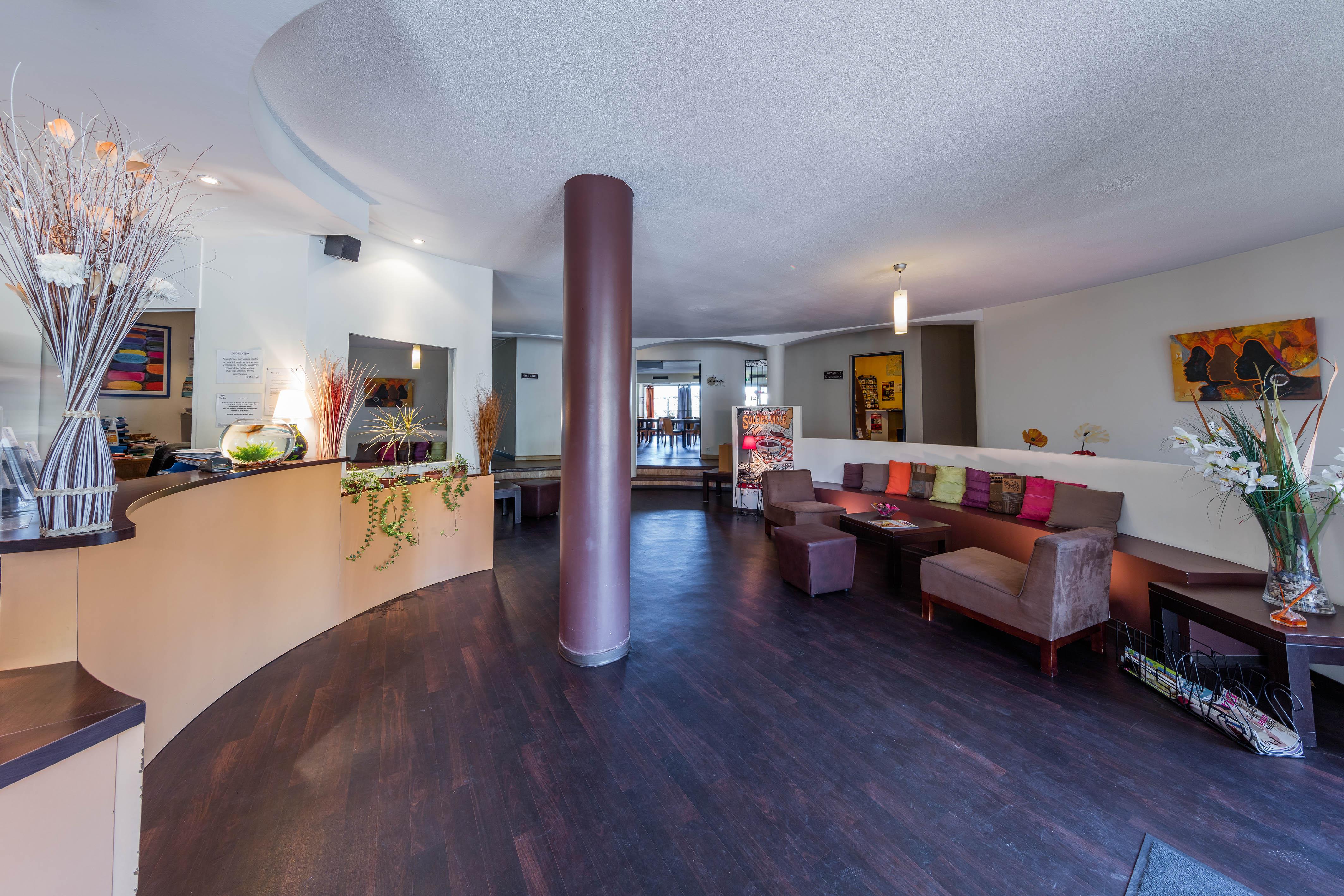 Noemys Toulon La Valette - Hotel Restaurant Avec Piscine Zewnętrze zdjęcie