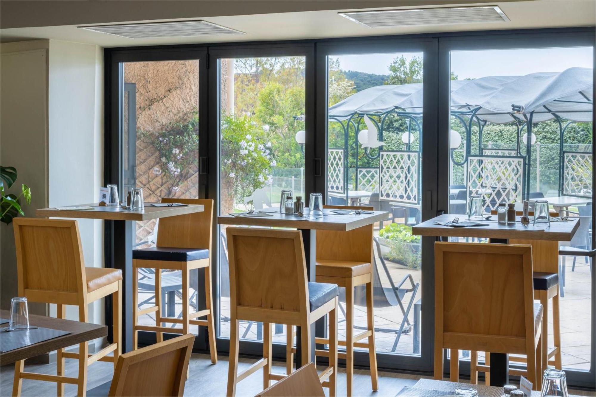 Noemys Toulon La Valette - Hotel Restaurant Avec Piscine Zewnętrze zdjęcie