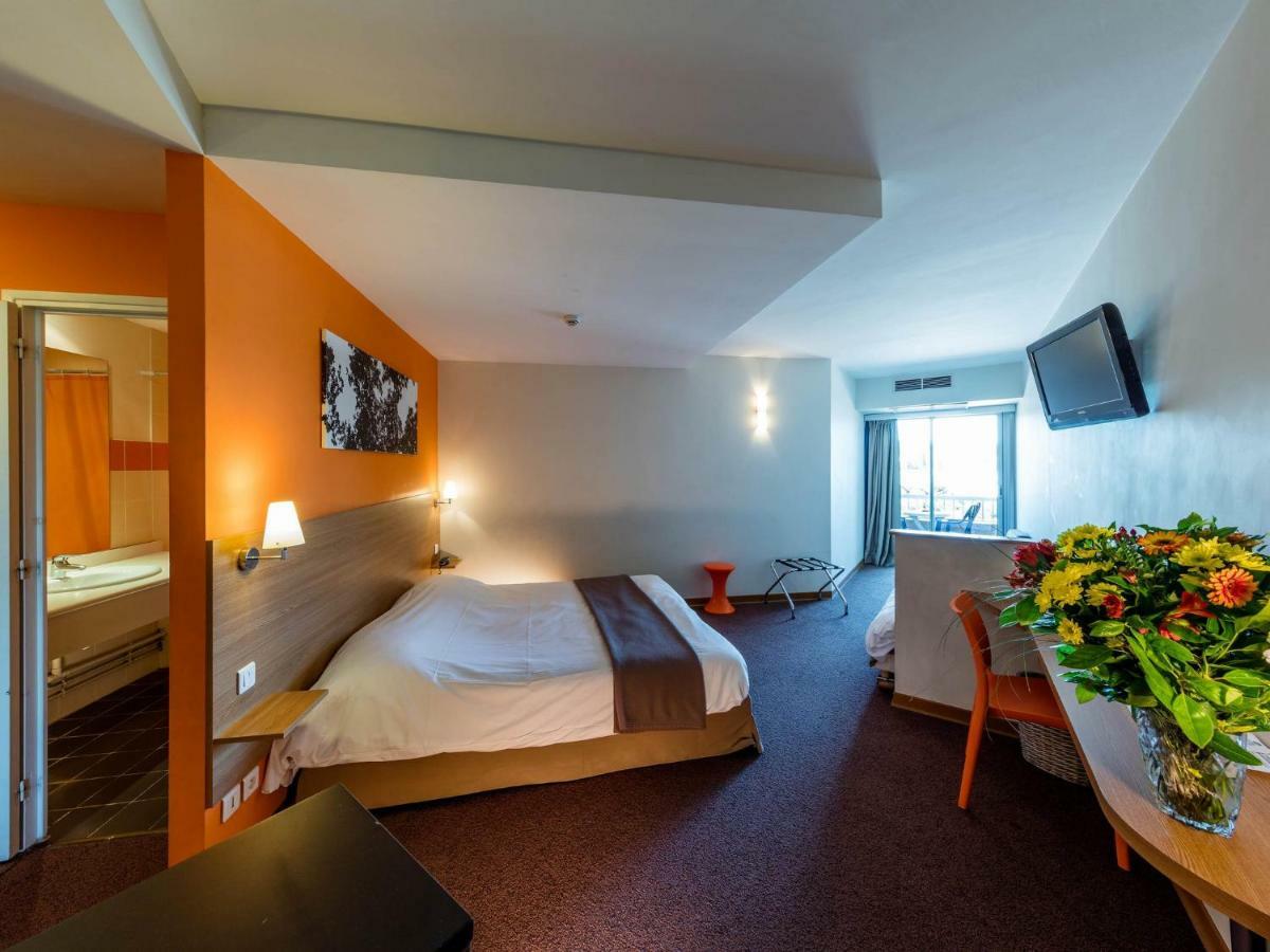Noemys Toulon La Valette - Hotel Restaurant Avec Piscine Zewnętrze zdjęcie