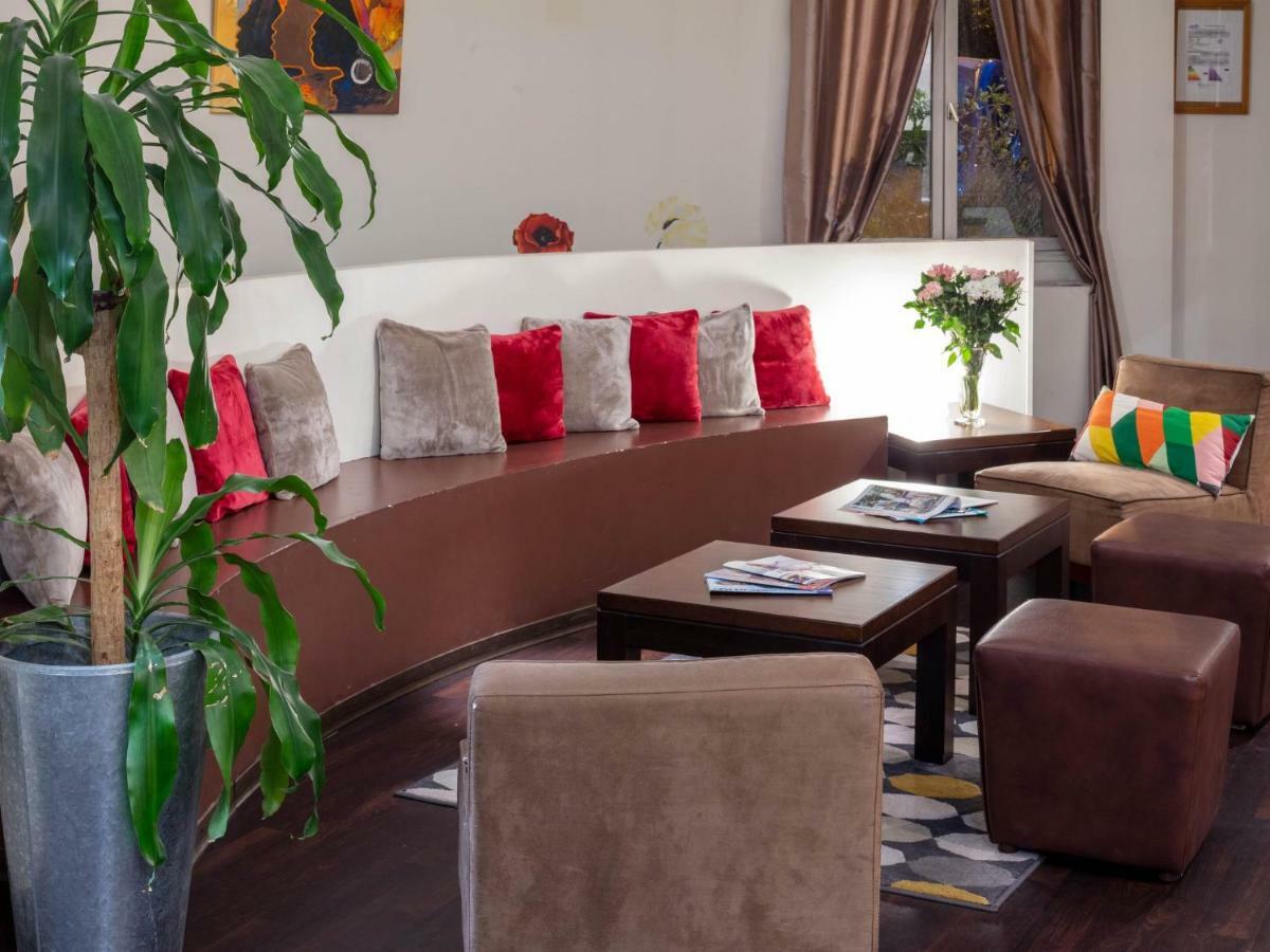 Noemys Toulon La Valette - Hotel Restaurant Avec Piscine Zewnętrze zdjęcie